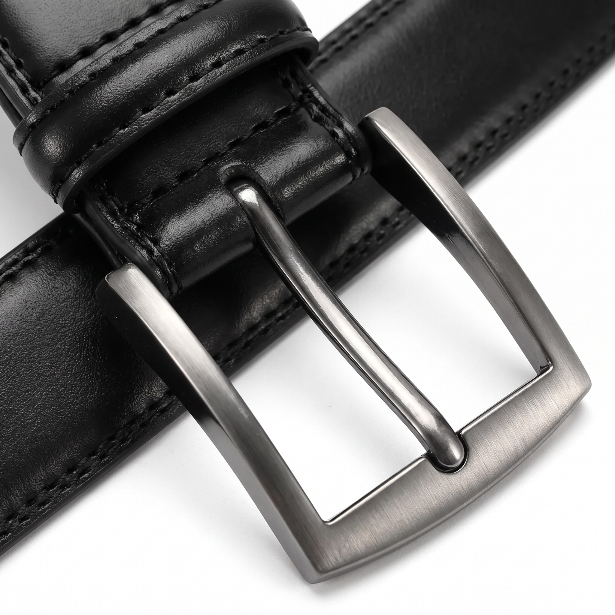 The Ashford Strap pin buckle detail